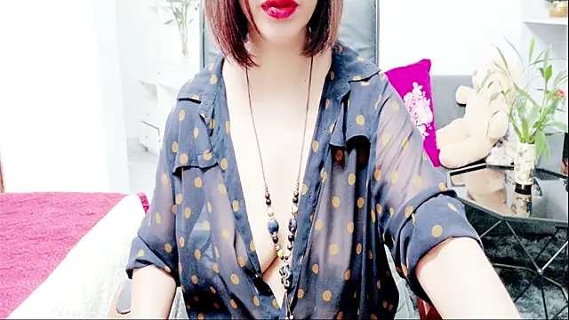 Snapshot of Miu-Le chatting on July 14, 2:05 am Miu-Le online show from July 14, 2:05 am