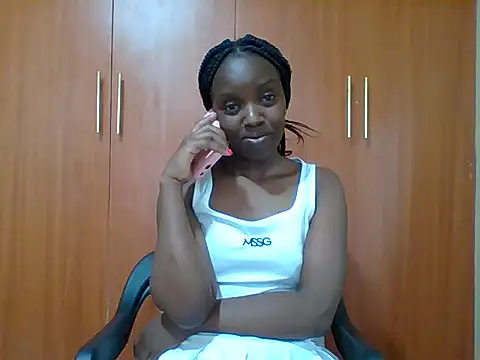 Snapshot of sexy_darleen23 chatting on November 13, 9:19 am sexy darleen23 online show from November 13, 9:19 am