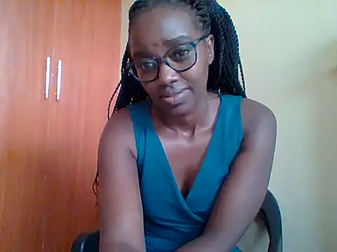 Snapshot of sexy_darleen23 chatting on May 10, 10:20 am sexy darleen23 online show from May 10, 10:20 am