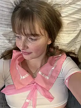 lovelly molly online show from February 6, 5:27 pm