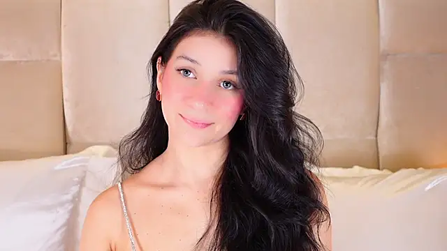 KiraKayleigh1 online show from October 17, 12:47 am