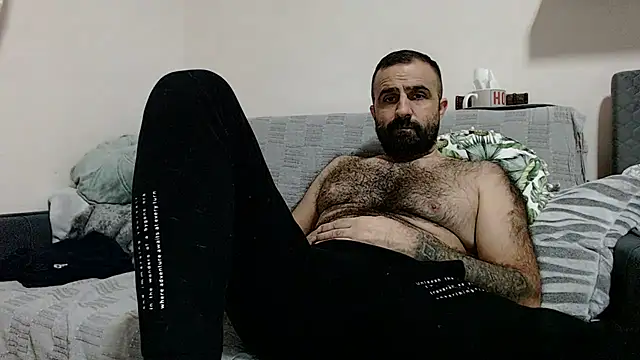 Snapshot of ivat80 chatting on December 4, 10:19 pm ivat80 online show from December 4, 10:19 pm