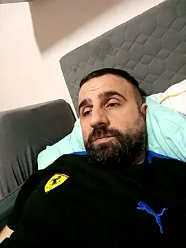 Snapshot of ivat80 chatting on January 7, 5:15 pm ivat80 online show from January 7, 5:15 pm