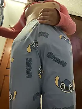 Tifannyfem online show from June 27, 4:17 am