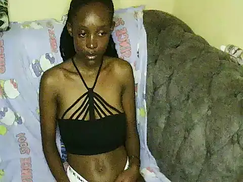 Snapshot of petite_clara24 chatting on October 4, 10:19 pm petite clara24 online show from October 4, 10:19 pm