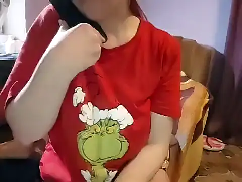 Snapshot of _Kitti_ chatting on April 3, 2:04 pm Kitti online show from April 3, 2:04 pm