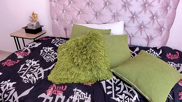 Darsha Hara online show from February 10, 9:15 pm