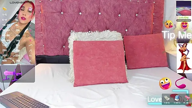 Snapshot of CristalSofiaHOT chatting on September 19, 12:28 pm CristalSofiaHOT online show from September 19, 12:28 pm