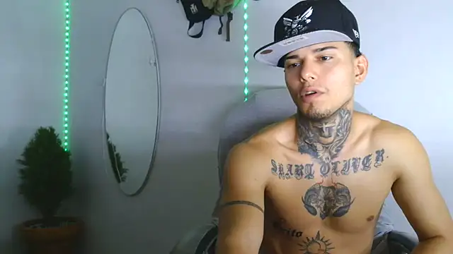 Skartoliver online show from October 18, 2:51 pm