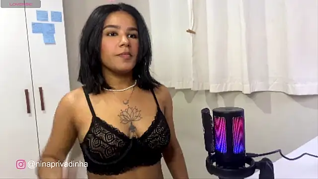 ninapego online show from February 21, 11:43 pm