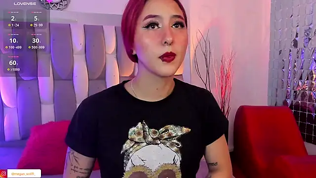 Snapshot of Megan_wolf1_ chatting on January 31, 4:25 am Megan wolf1  online show from January 31, 4:25 am