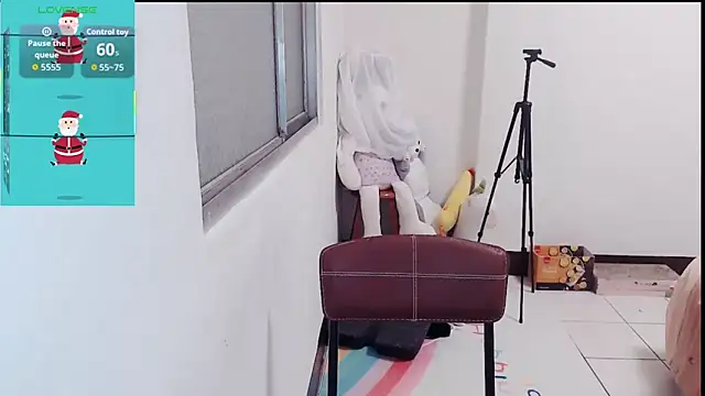 aFanny online show from December 21, 4:14 pm