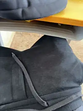 Black-mamba-madingo online show from October 18, 10:16 am