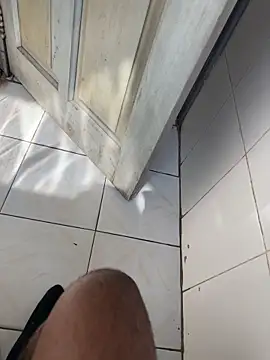 Black-mamba-madingo online show from December 19, 1:18 pm