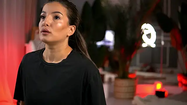 KellyMathews online show from September 18, 1:51 am