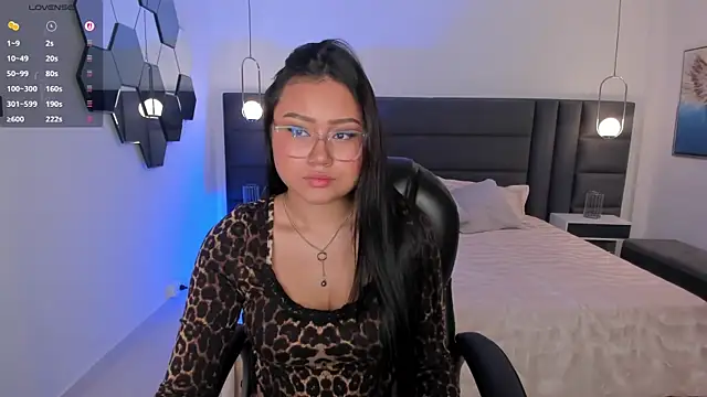 AmberLewis  online show from November 27, 11:29 pm