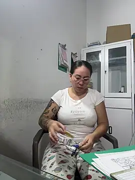 Snapshot of nurse_desi_sexlove chatting on June 21, 2:36 am nurse desi sexlove online show from June 21, 2:36 am