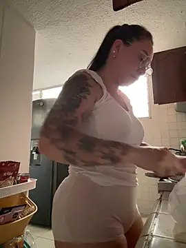 Snapshot of nurse_desi_sexlove chatting on June 27, 10:42 am nurse desi sexlove online show from June 27, 10:42 am