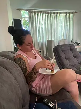 Snapshot of nurse_desi_sexlove chatting on July 28, 2:13 pm nurse desi sexlove online show from July 28, 2:13 pm