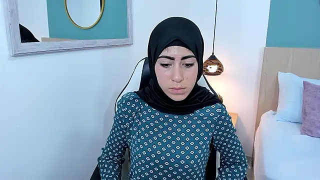 Snapshot of chaymae_nah_ chatting on January 22, 4:55 pm chaymae nah online show from January 22, 4:55 pm
