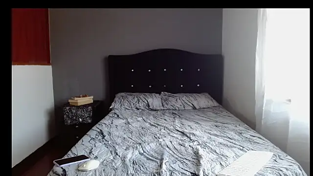 Emilia 1995 online show from April 27, 2:15 pm