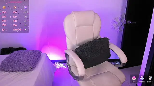 nyna 1 online show from February 27, 9:47 pm