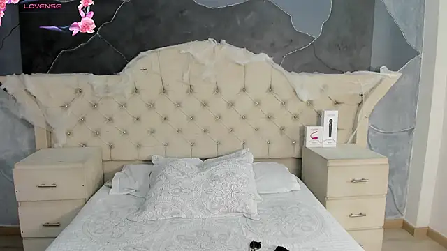 AmberGreyy  online show from October 17, 5:59 pm