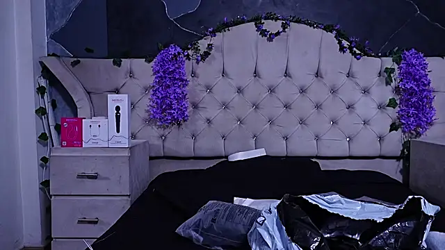 Snapshot of AmberGreyy_ chatting on July 28, 7:39 pm AmberGreyy online show from July 28, 7:39 pm