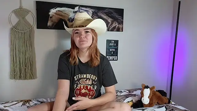 Snapshot of rodeobrii chatting on December 30, 2:31 am rodeobrii online show from December 30, 2:31 am