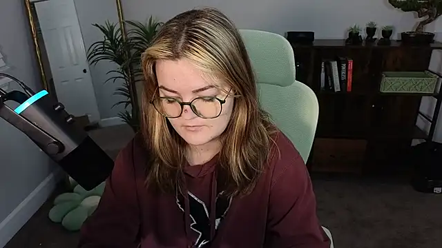 Snapshot of rodeobrii chatting on September 22, 2:24 am rodeobrii online show from September 22, 2:24 am