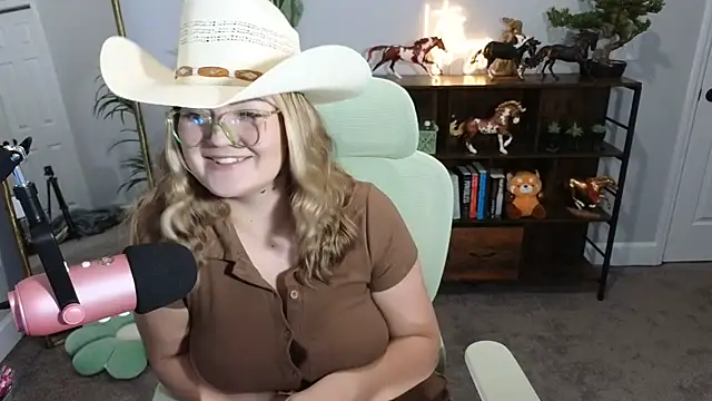 Snapshot of rodeobrii chatting on October 27, 12:58 am rodeobrii online show from October 27, 12:58 am