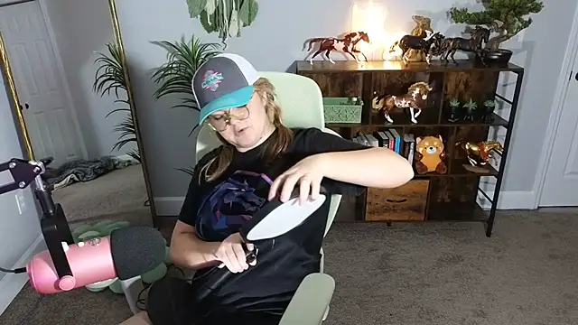 Snapshot of rodeobrii chatting on November 4, 3:16 am rodeobrii online show from November 4, 3:16 am