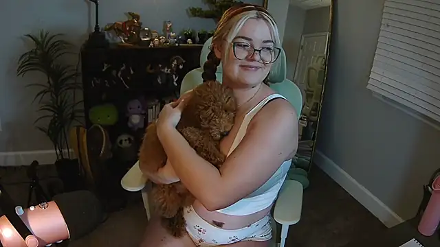 rodeobrii online show from December 22, 3:03 am