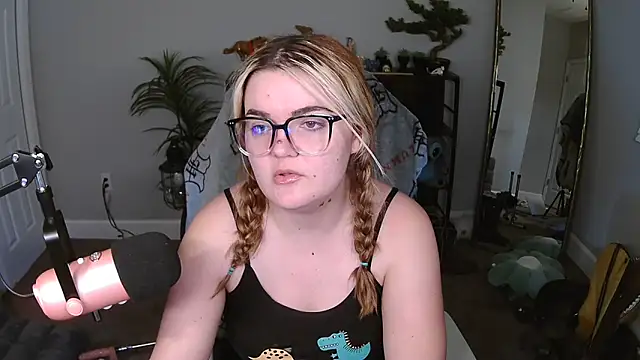 rodeobrii online show from February 15, 3:47 am