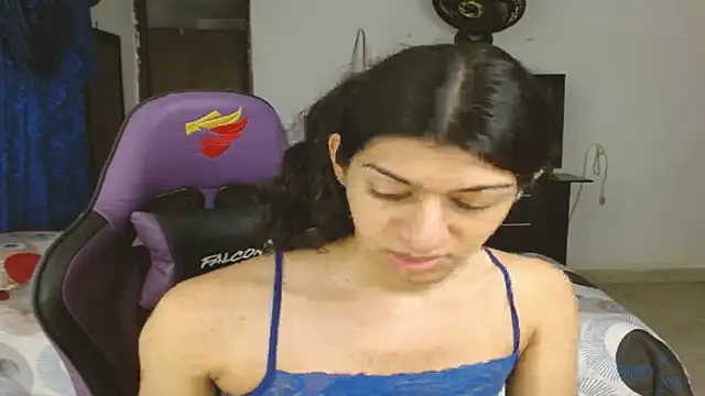 Snapshot of engielphoenis14 chatting on March 14, 11:22 pm engielphoenis14 online show from March 14, 11:22 pm