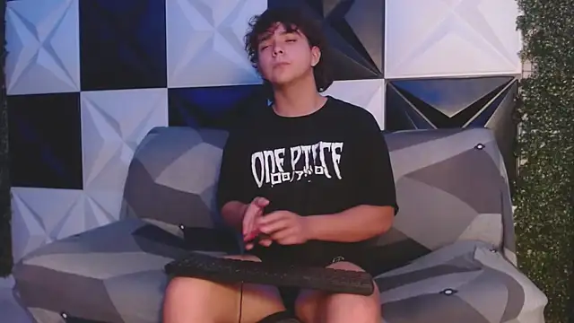 Dani cumboy online show from March 9, 6:06 am