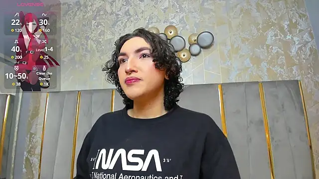 Snapshot of TomLondon_ chatting on February 25, 11:41 am TomLondon online show from February 25, 11:41 am