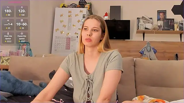 Girl alone home online show from April 24, 3:58 pm