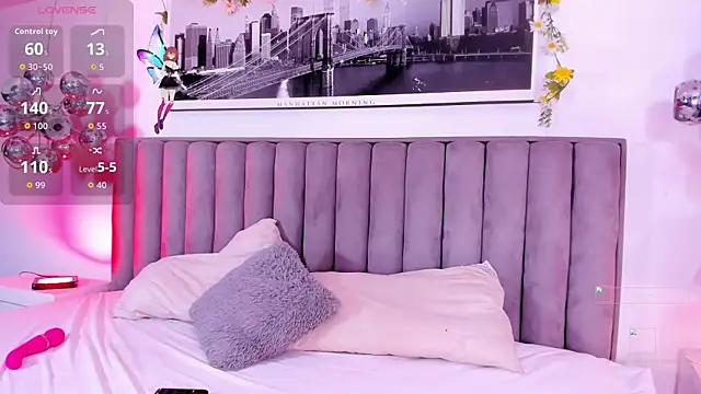 Snapshot of MandyWester chatting on September 24, 8:56 pm MandyWester online show from September 24, 8:56 pm