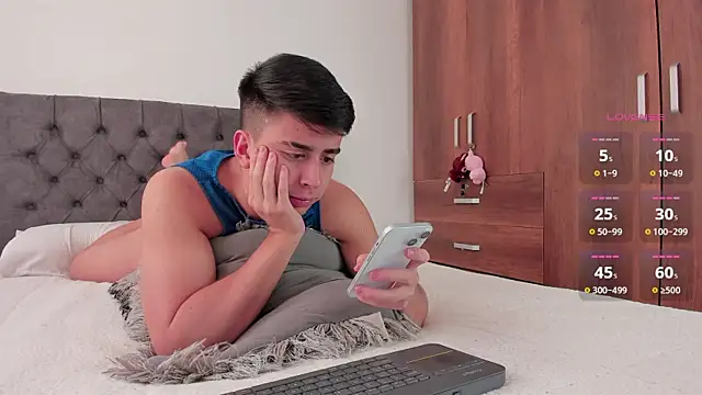 jordanmuskk online show from November 10, 6:07 pm