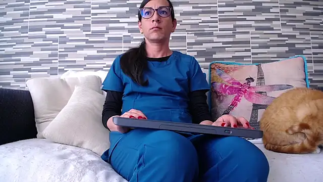 VioletaGomezCo online show from November 13, 4:39 pm