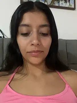 BrittanyDiaz online show from July 1, 8:08 pm