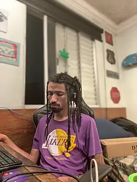 Snapshot of hotcamboy420 chatting on January 27, 3:37 am hotcamboy420 online show from January 27, 3:37 am