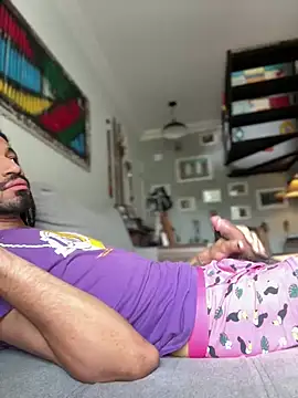 Snapshot of hotcamboy420 chatting on January 27, 6:09 pm hotcamboy420 online show from January 27, 6:09 pm