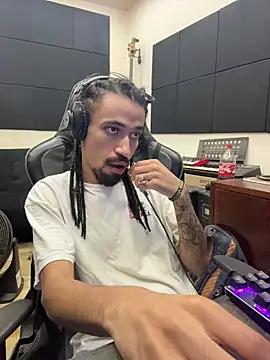 hotcamboy420 online show from March 1, 4:14 am