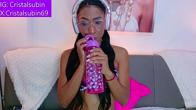 Snapshot of cristal_subin69 chatting on June 14, 3:08 am cristal subin69 online show from June 14, 3:08 am