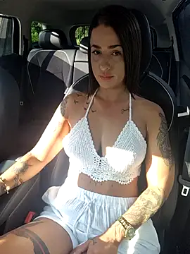 Snapshot of LydiaMaus96 chatting on August 5, 4:54 pm LydiaMaus96 online show from August 5, 4:54 pm