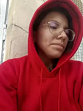 karlamorris  online show from January 29, 1:07 pm