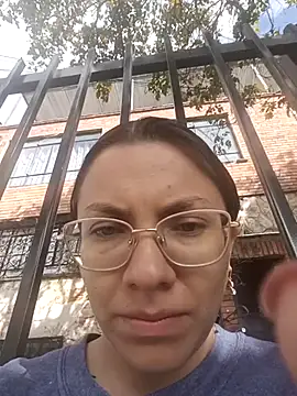 karlamorris  online show from September 11, 1:33 pm