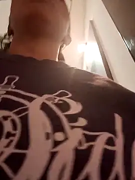 karlamorris  online show from September 18, 1:35 pm